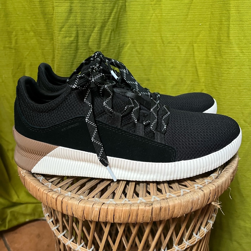 Sorel Women's Out 'N About III Plus Lace Sneaker — Waterproof Suede Sneakers